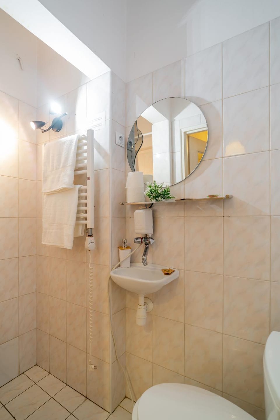 Batorego Studio - Old Town nearby - by Rentujemy Apartment in Krakow