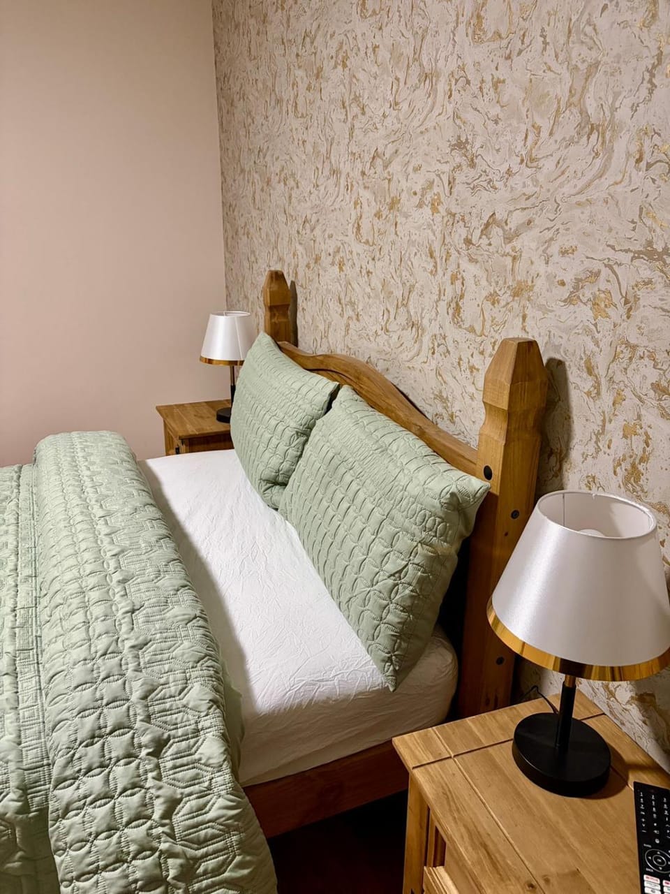 The Sycamore Inn Bed and Breakfast in Hayfield