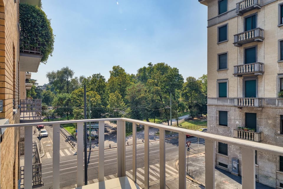 Day, Neighbourhood, View (from property/room), Balcony/Terrace, Street view