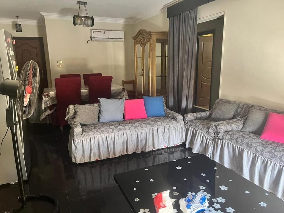 Living room, air conditioner