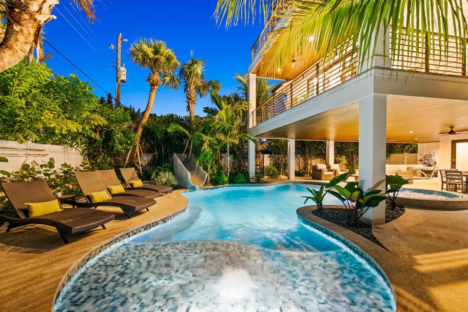 Summer Shores Estate House in Lido Key