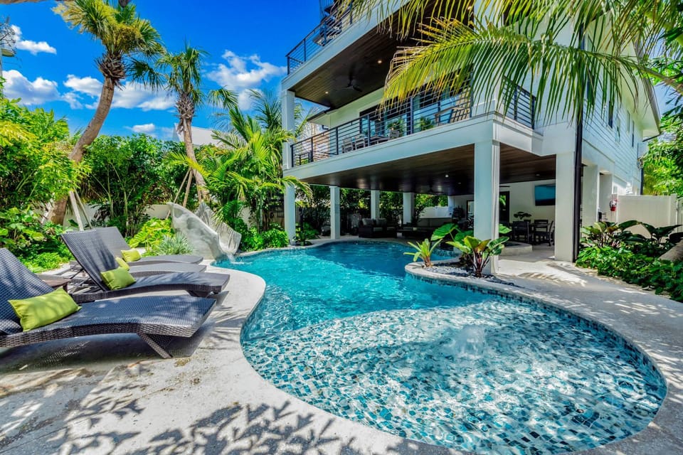 Summer Shores Estate House in Lido Key