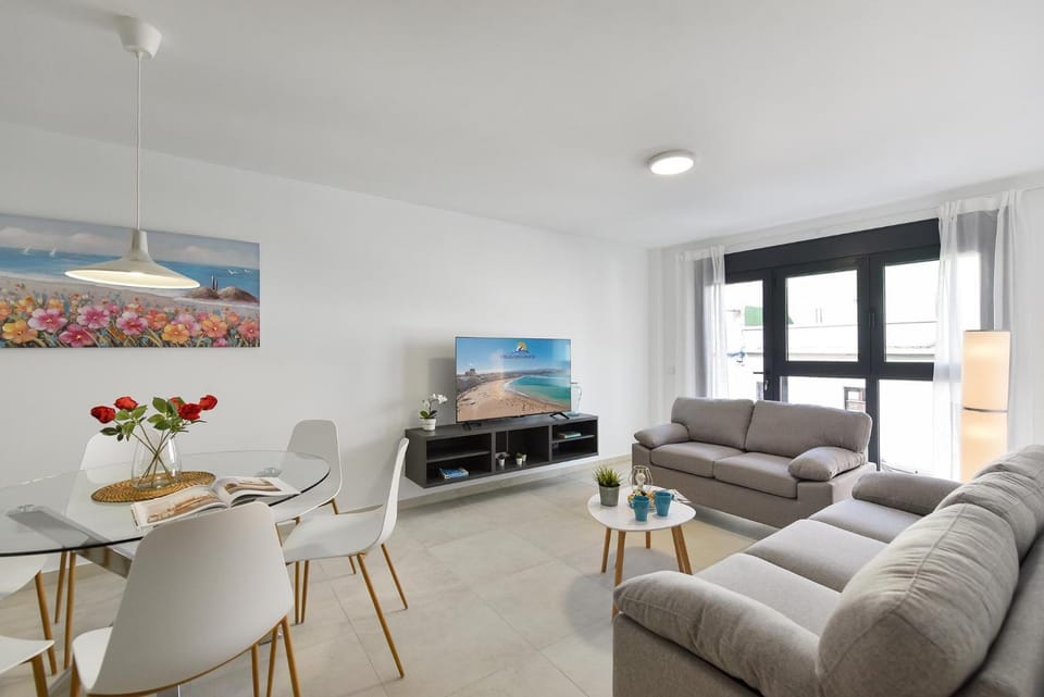 TV and multimedia, Living room, Dining area