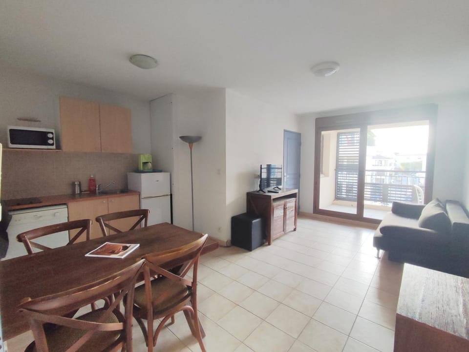 Appartement avec clim et parking à Uzès Apartment in Uzes