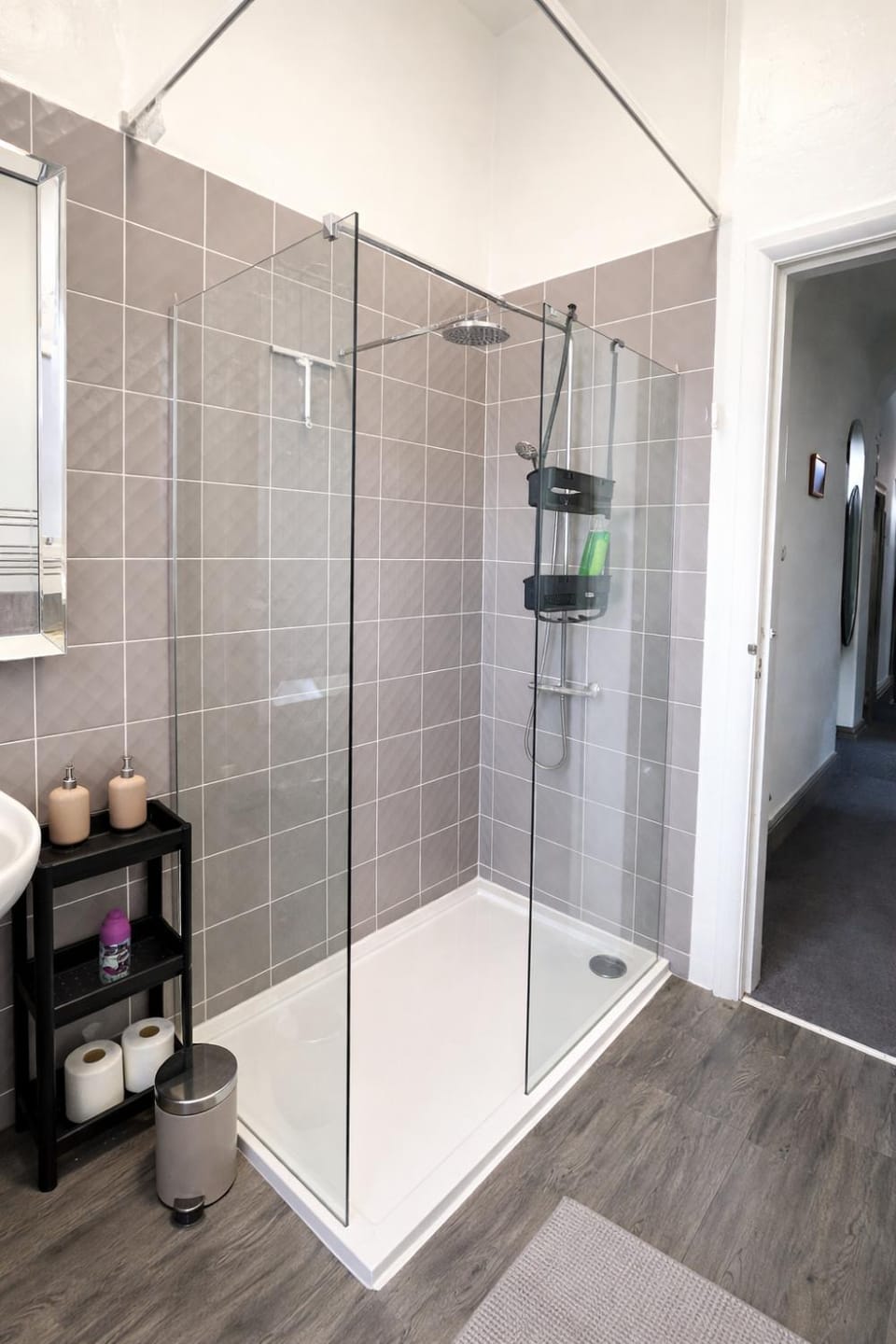 Shower, Toilet, Bathroom, towels, towels