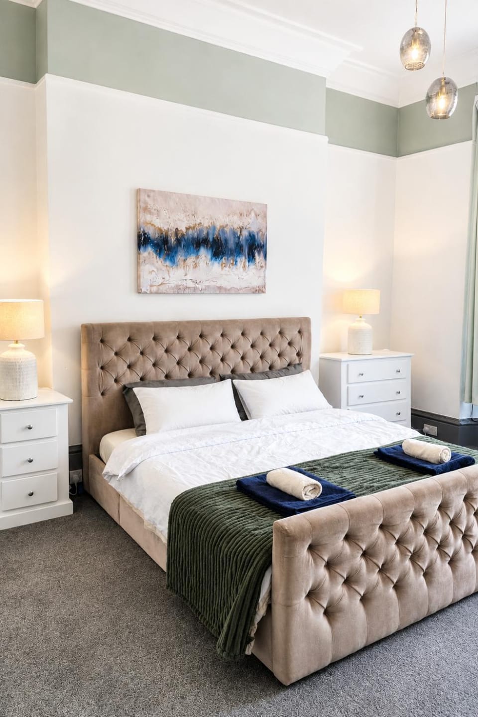 Bed, Bedroom, towels, towels