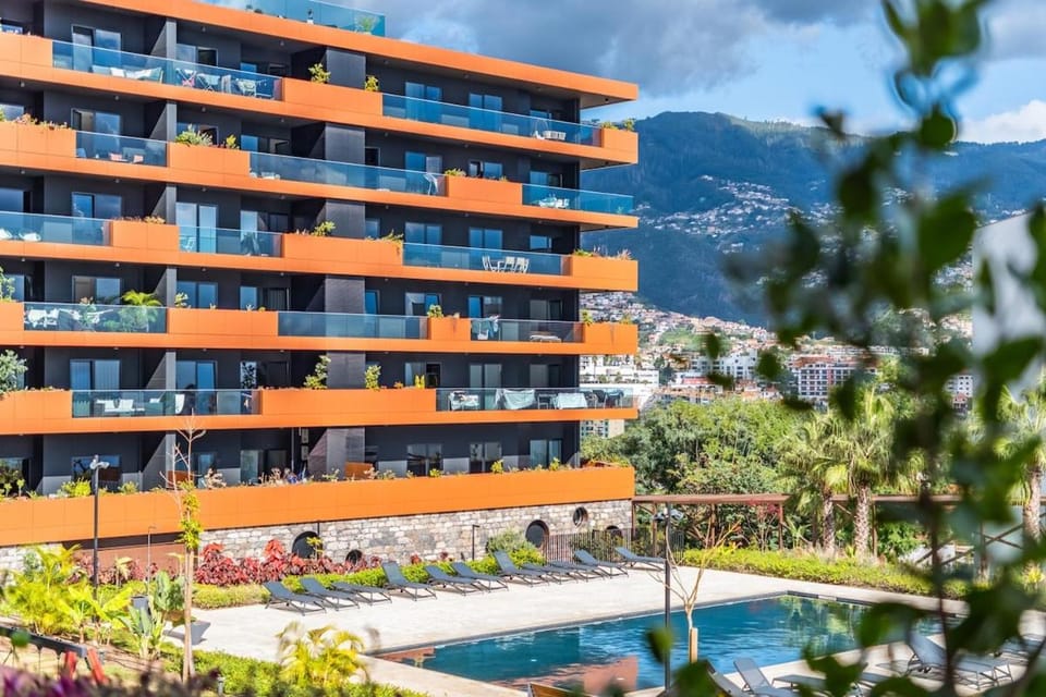 Property building, Garden view, Swimming pool