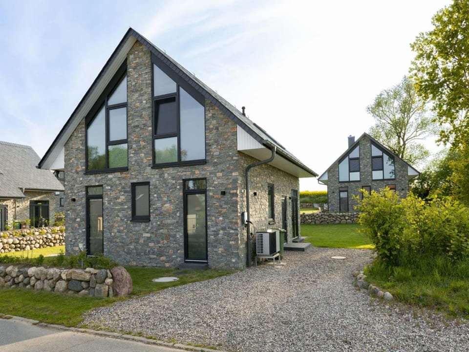 Property building, Summer