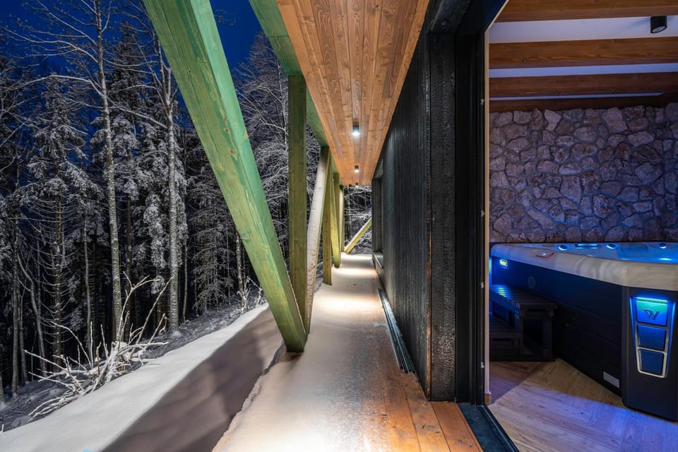 Off site, Natural landscape, Winter, Hot Tub, Spa and wellness centre/facilities