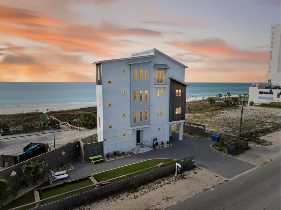 Beachfront Breezes House in Panama City Beach