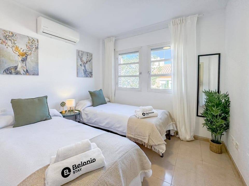 Bed, Photo of the whole room, Bedroom, air conditioner, air conditioner