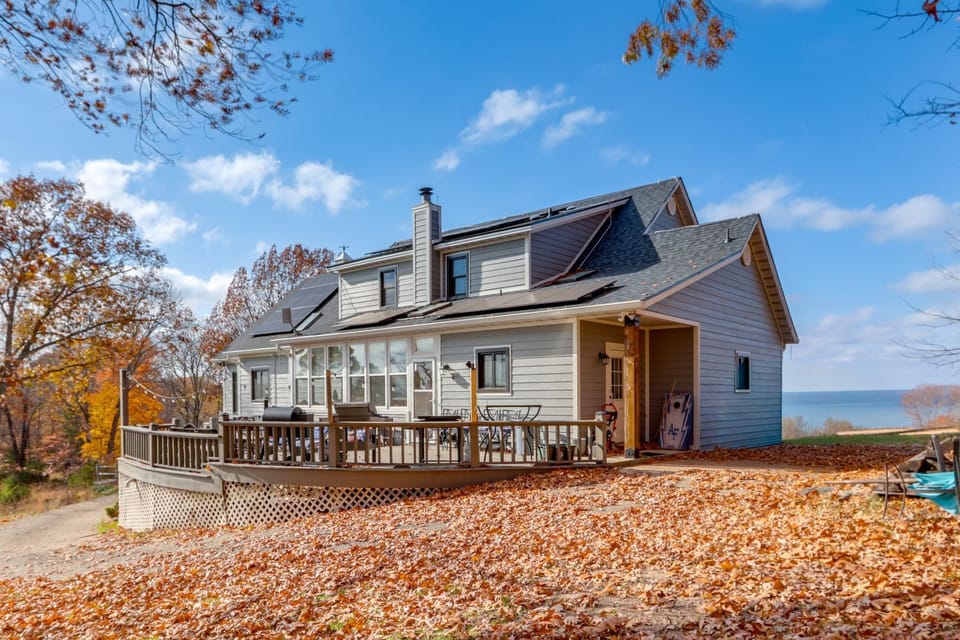 Surrounding Lake Views! Eureka Springs Home House in Beaver Lake