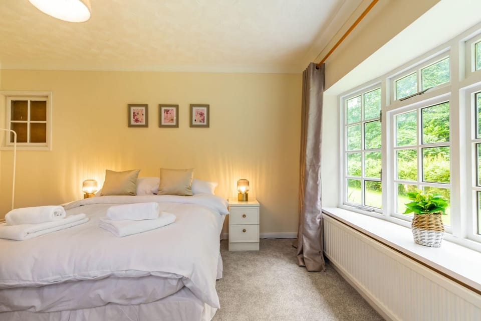 Alderfen View by Leap Escapes House in Broadland District