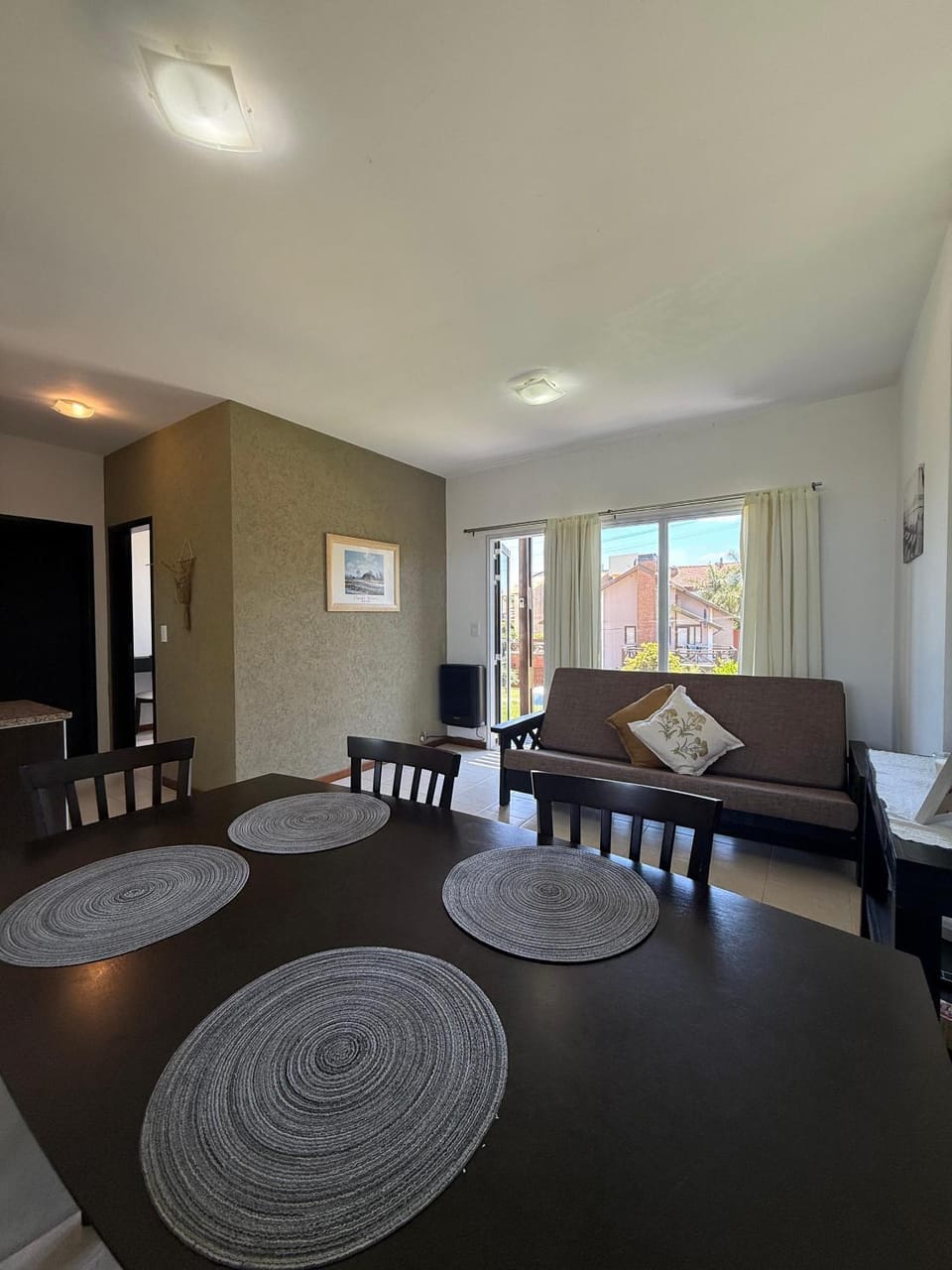 TV and multimedia, Living room, Dining area