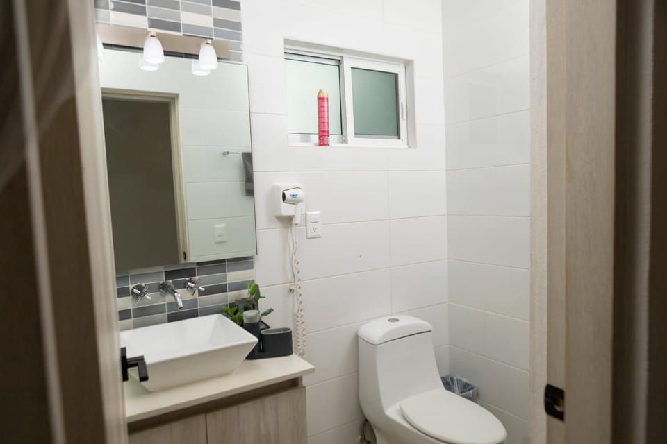 Shower, Bathroom, towels