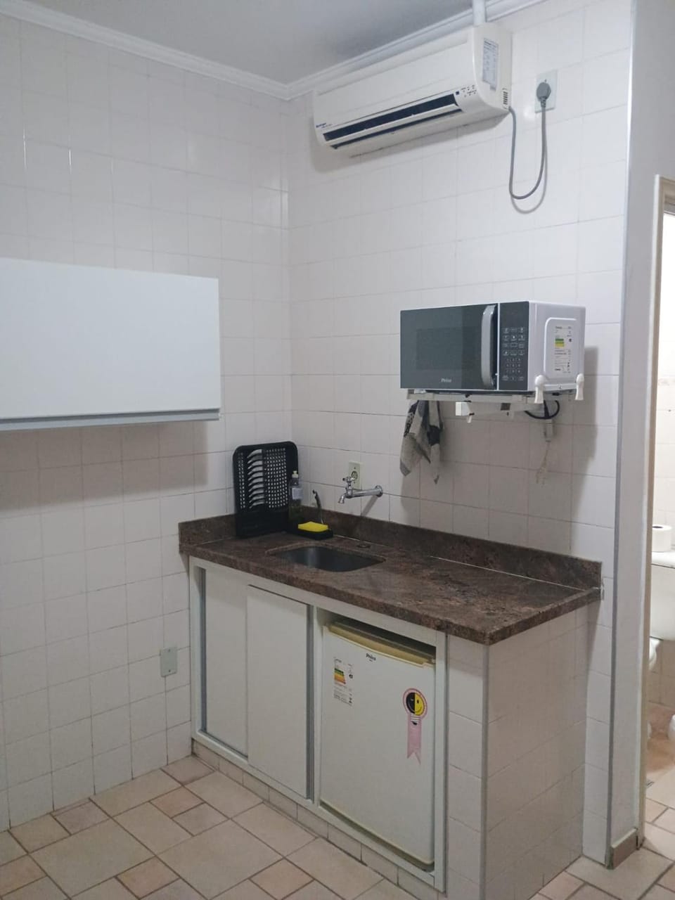 Coffee/tea facilities, Kitchen or kitchenette, minibar, oven