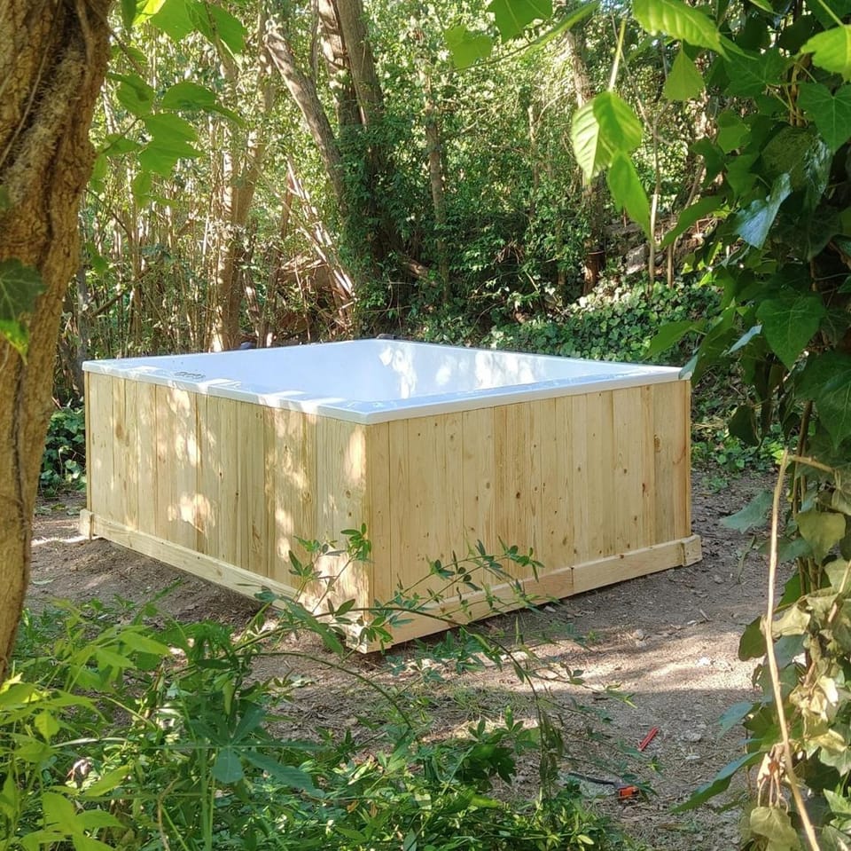 Hot Tub