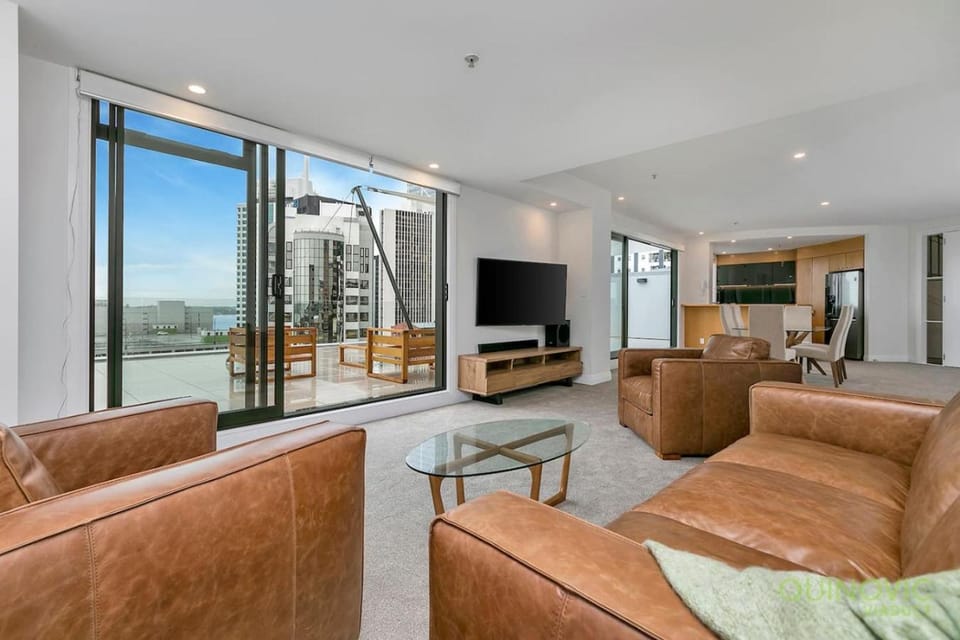 Living room, Seating area, City view