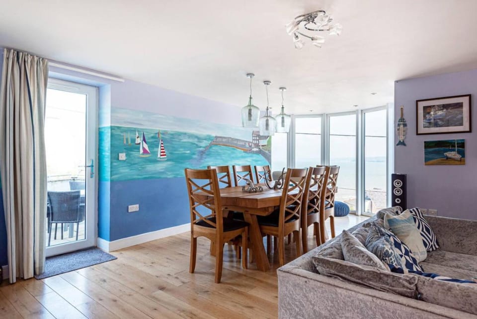 4 En Suite Bedroom house with stunning sea view House in New Quay