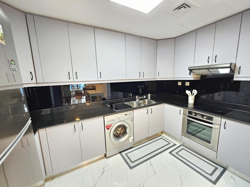 dishwasher, oven, stove, washing machine