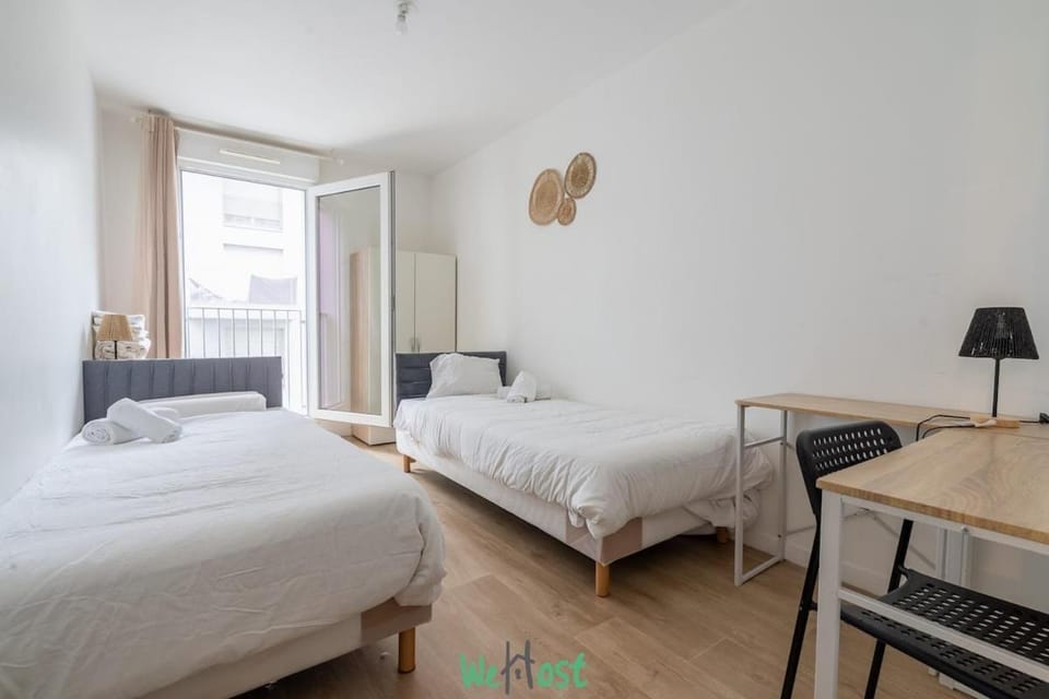 Cozy and spacious nest 15 minutes from Paris Apartment in Île-de-France