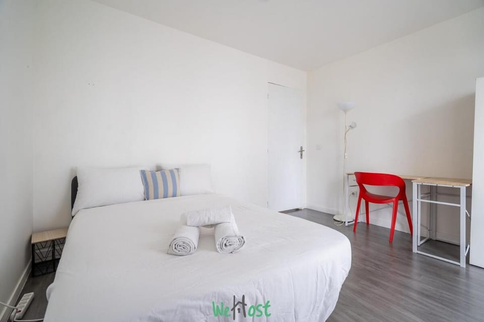 Cozy and spacious nest 15 minutes from Paris Apartment in Île-de-France