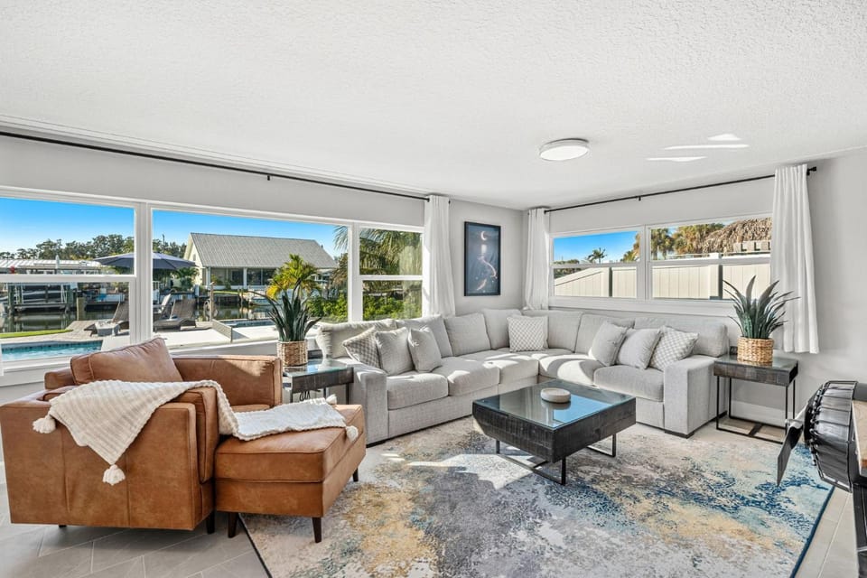 Patio, Day, Balcony/Terrace, Living room, Seating area, Pool view, Swimming pool