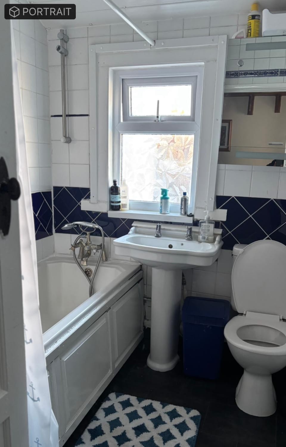 Eden Homez 28 Russell Road, BS67UB Bed and Breakfast in Bristol