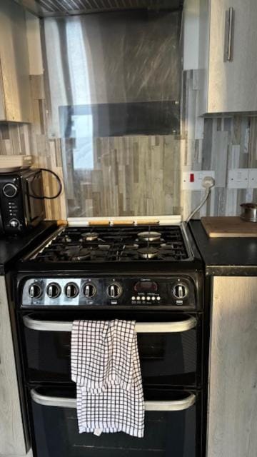 Eden Homez 28 Russell Road, BS67UB Bed and Breakfast in Bristol