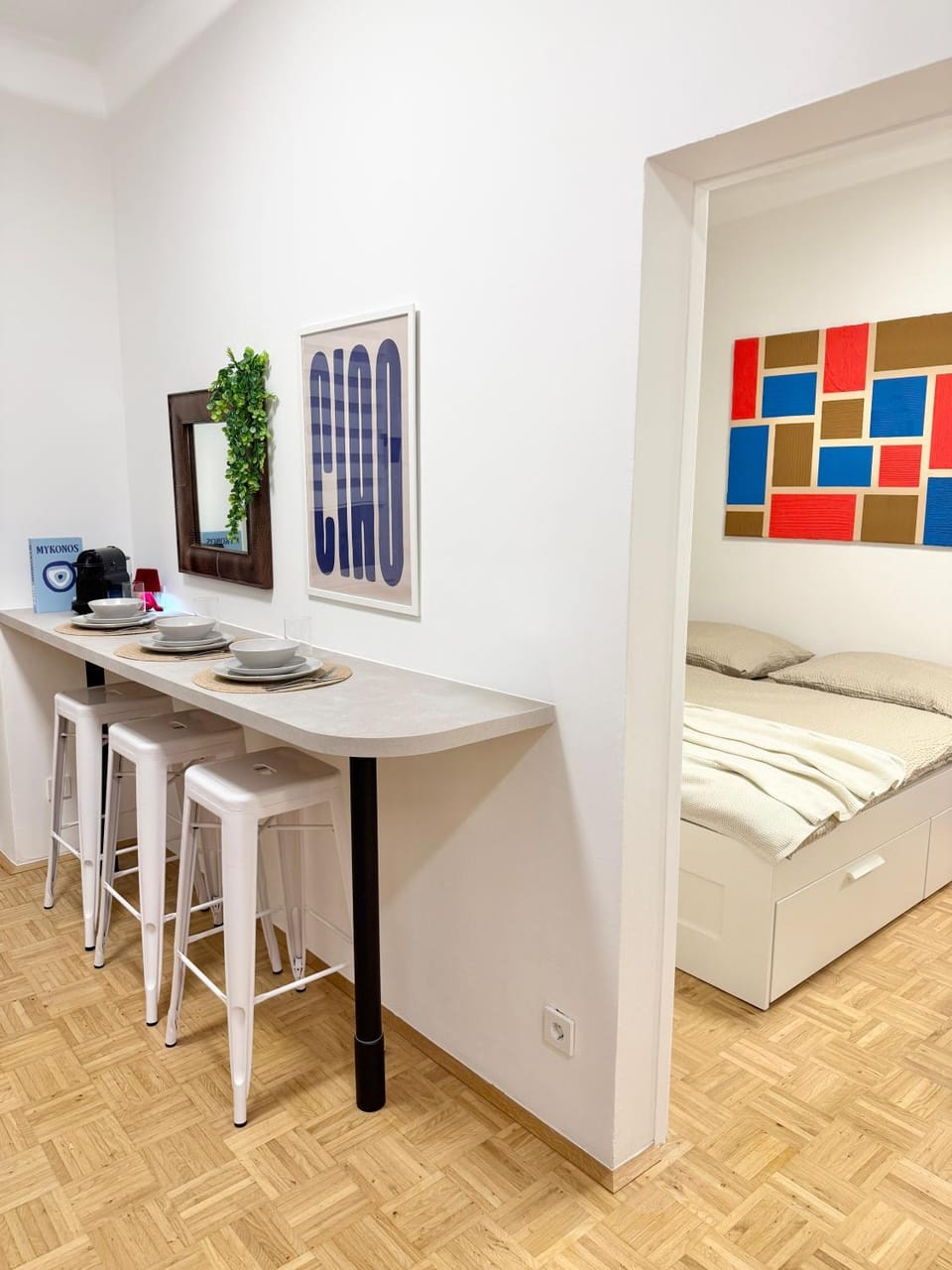 Bed, Photo of the whole room, Bedroom