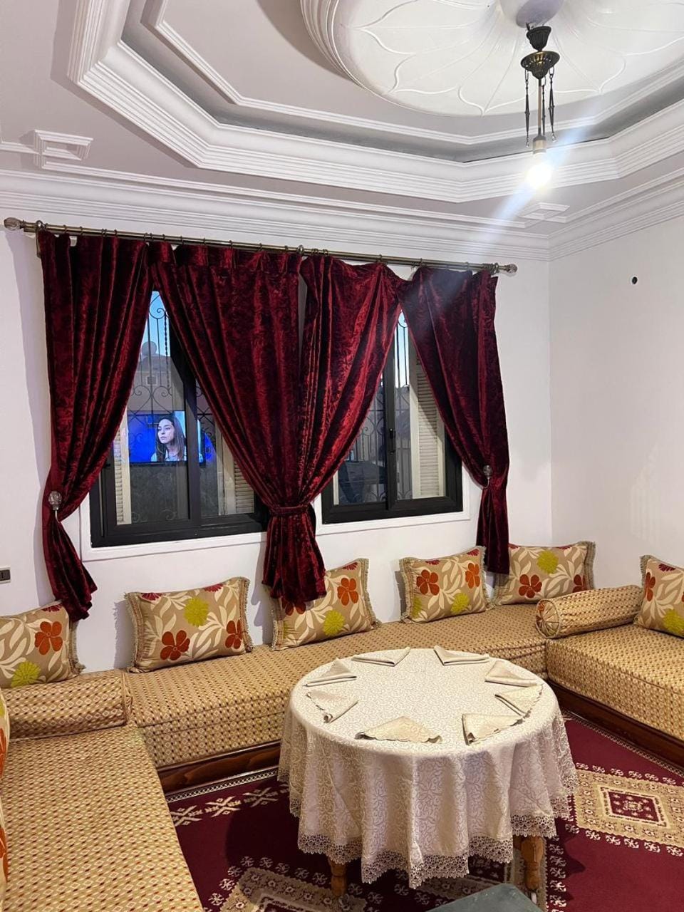 Living room, Seating area