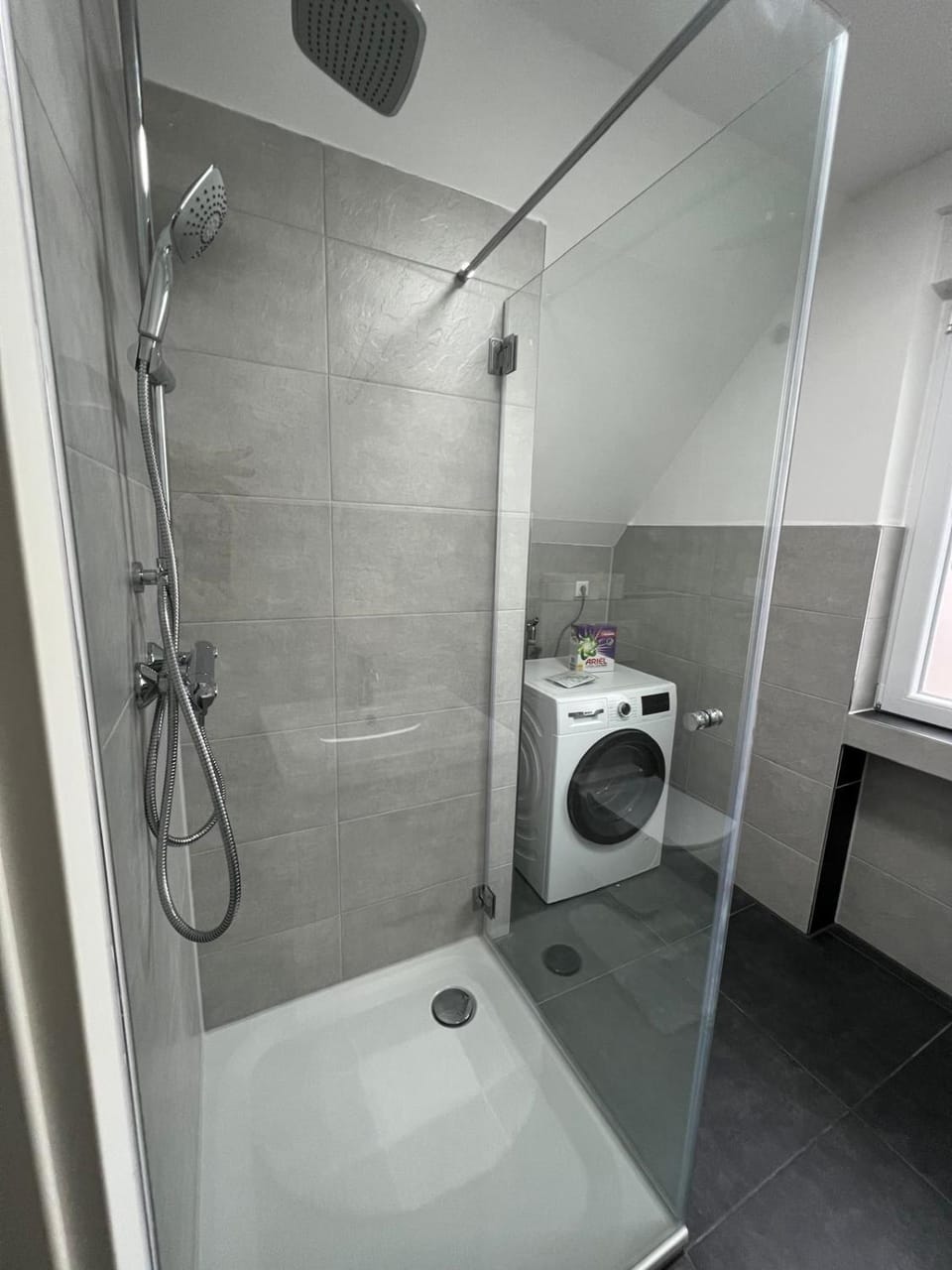 Shower, Bath, washing machine
