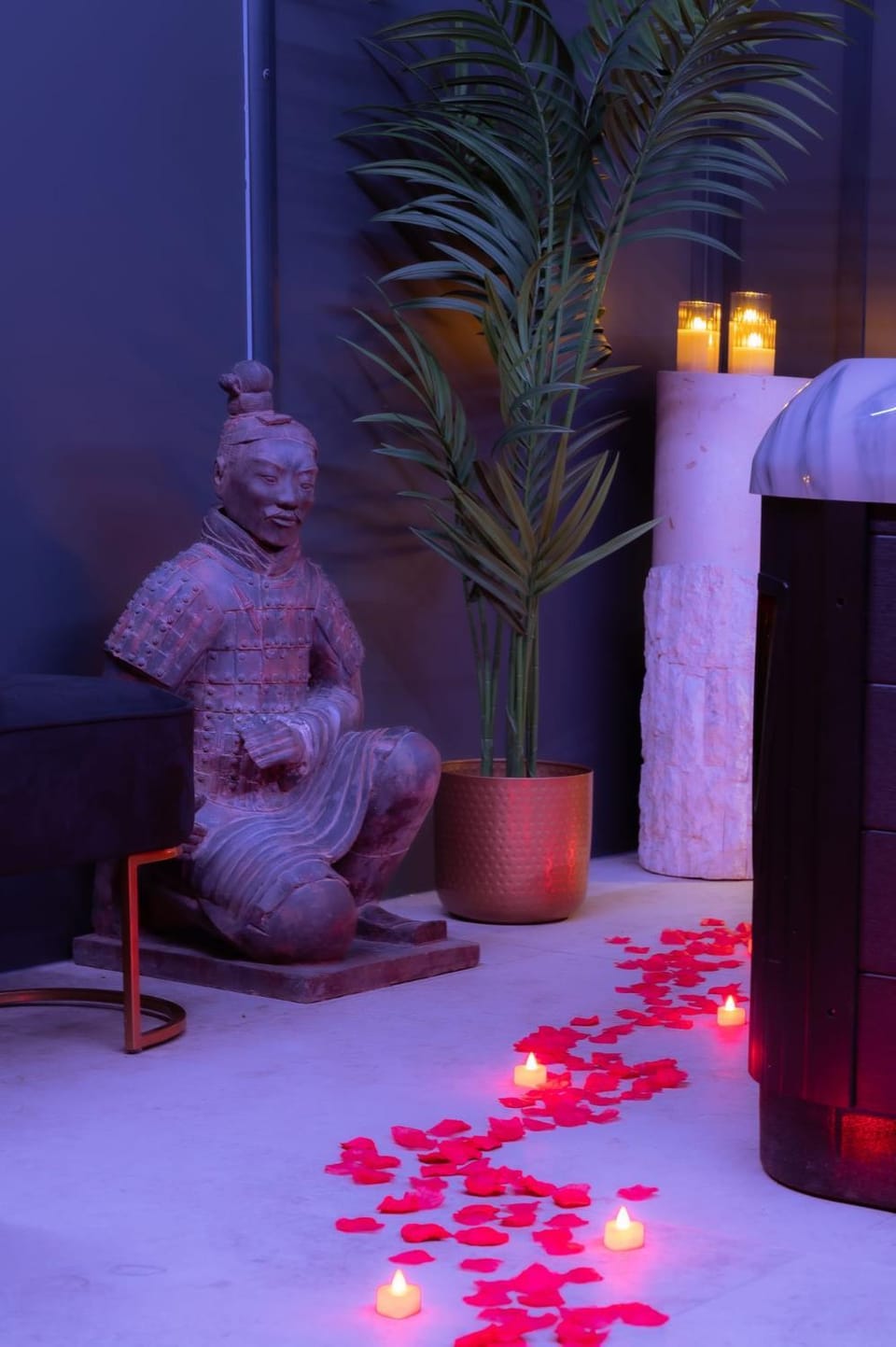 SuiteDreams - Ruby Suite Liège Apartment in Wallonia, Belgium