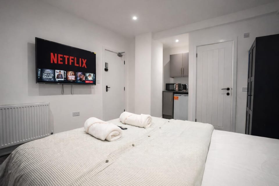 Seamflow Homes - Folkestone, near Eurotunnel - Channel Tunnel Vacation rental in Folkestone