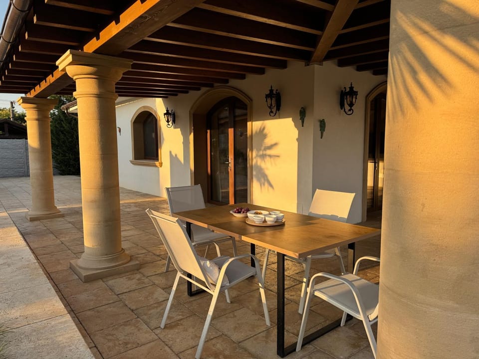 Balcony/Terrace, kitchen