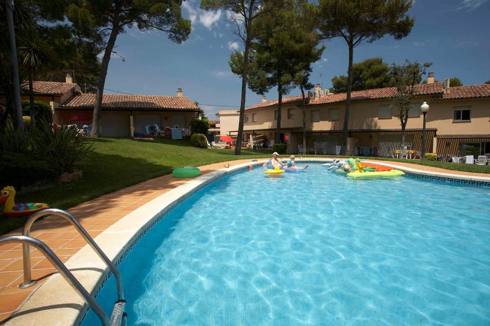 Summer, Swimming pool