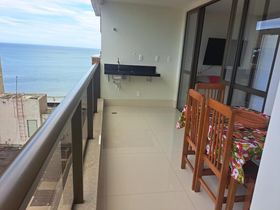 Guarapari- praia do Morro- apto PE NA AREIA com vista para mar loalizacao privilegiada em frente o quiosque 19 Beira Mar Wi Fi Apartment in Guarapari