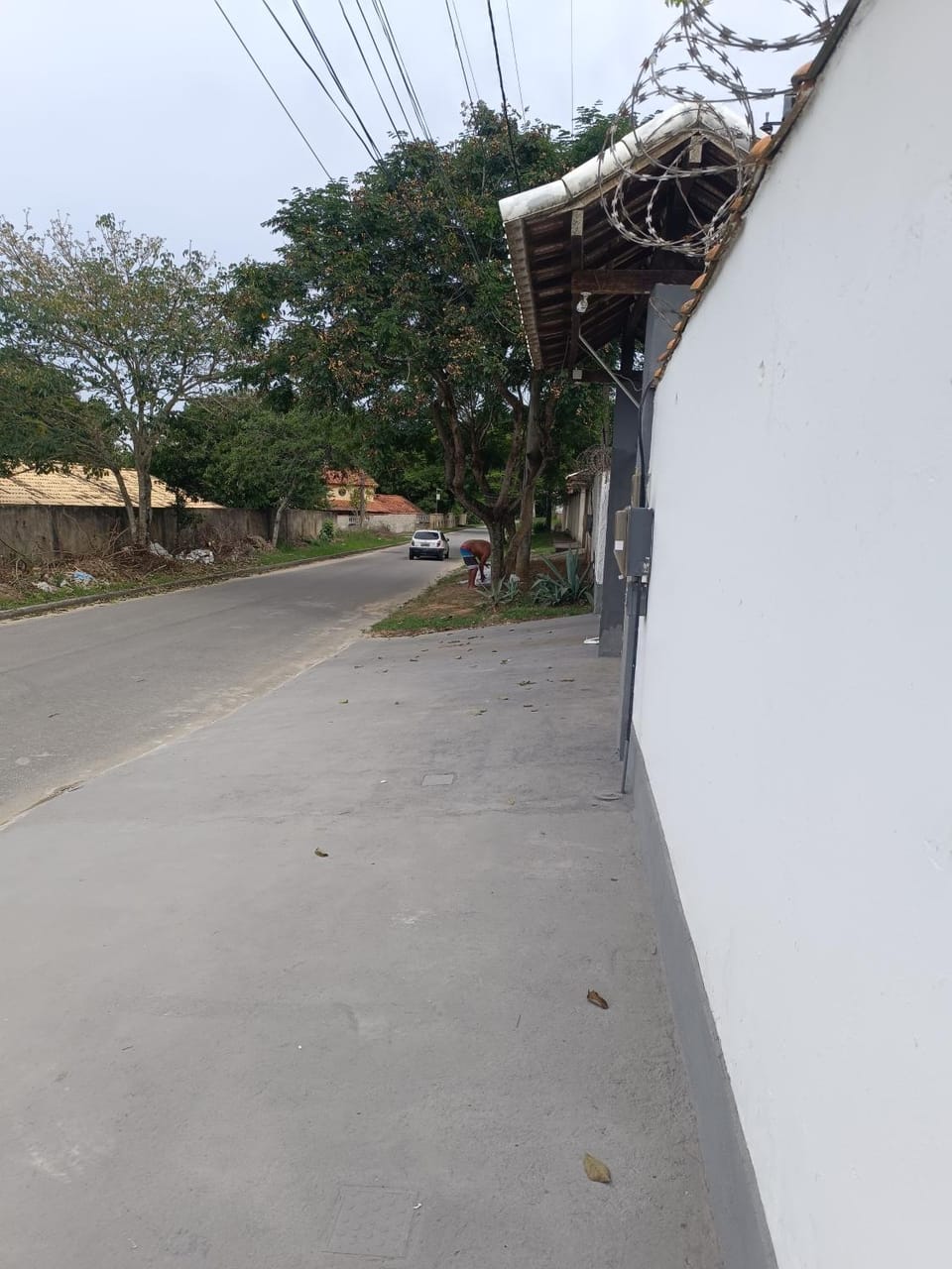Casa inteira para 5 pessoas WSL, 2 quartos, suite ar, 2 banheiros, home office, estacionamento, próx praia Itaúna House in Saquarema