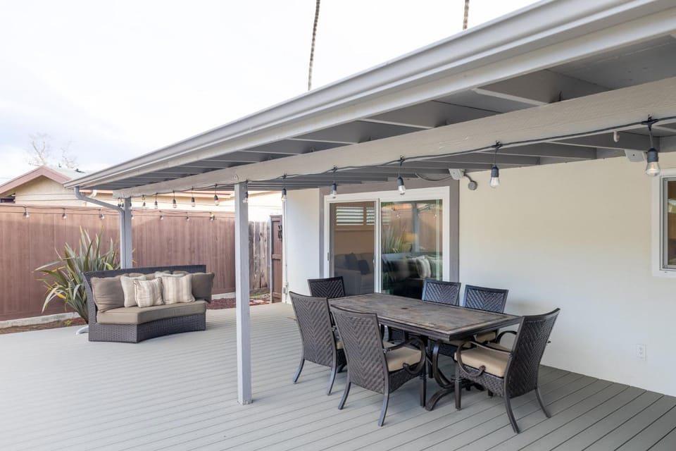 Patio, Seating area, Dining area