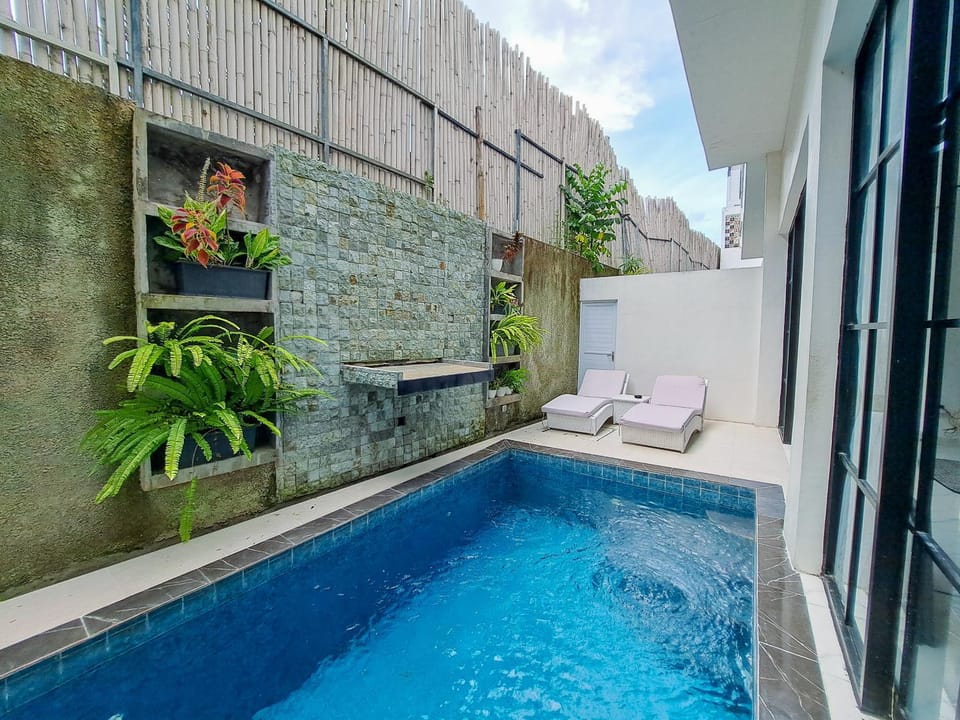 Seminyak Loft 360 by Villas R Us Apartment in Kuta