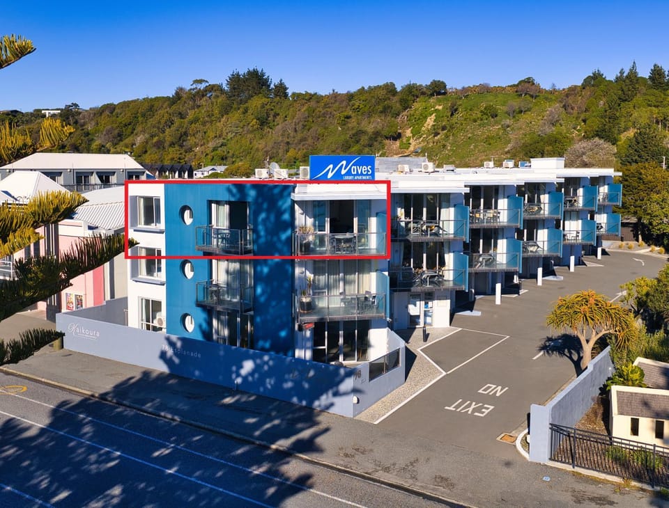 Property building, Street view