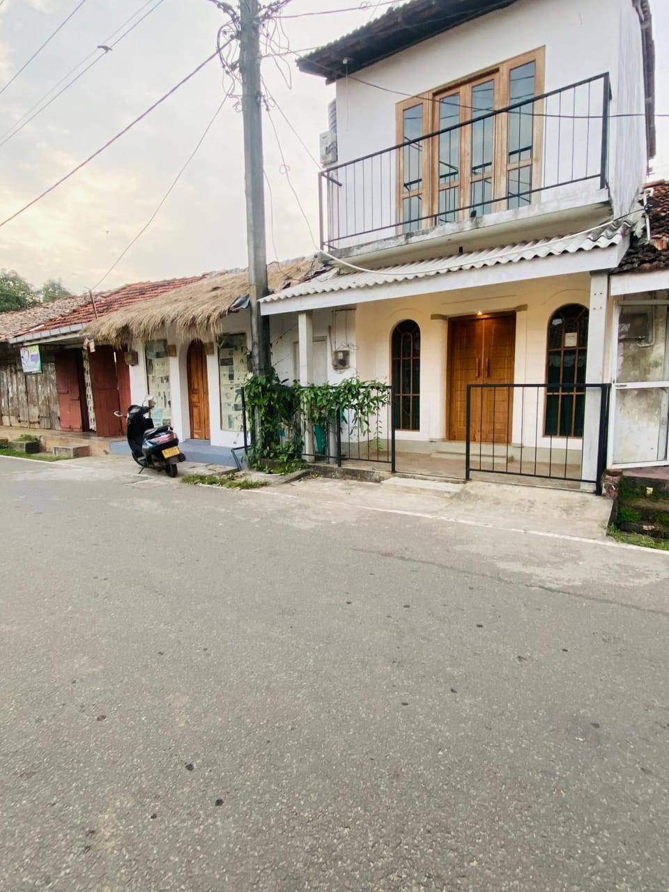 Property building, Neighbourhood, Street view, Location