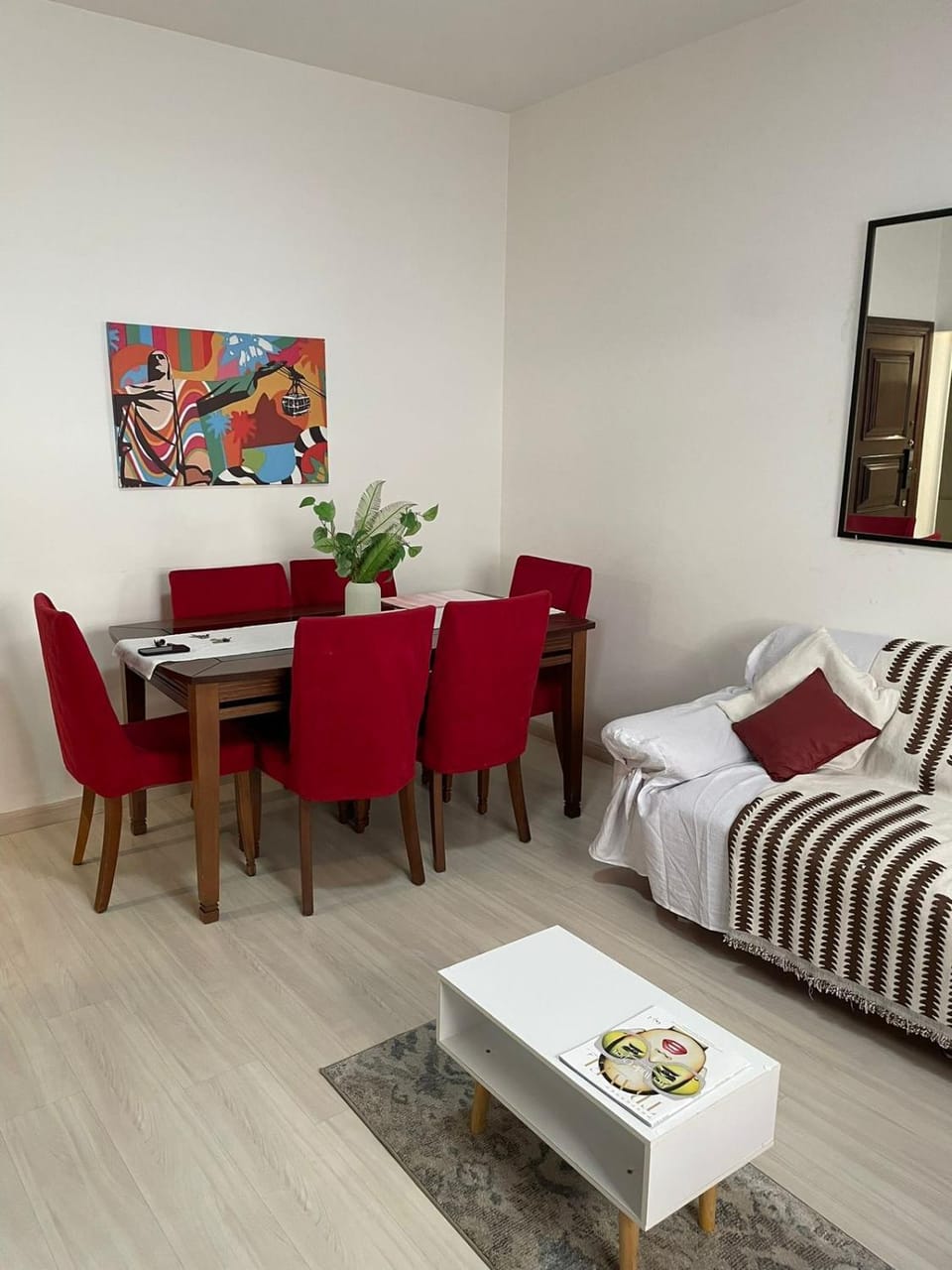 Copa Beach 3BR - Steps to the Ocean Apartment in Rio de Janeiro