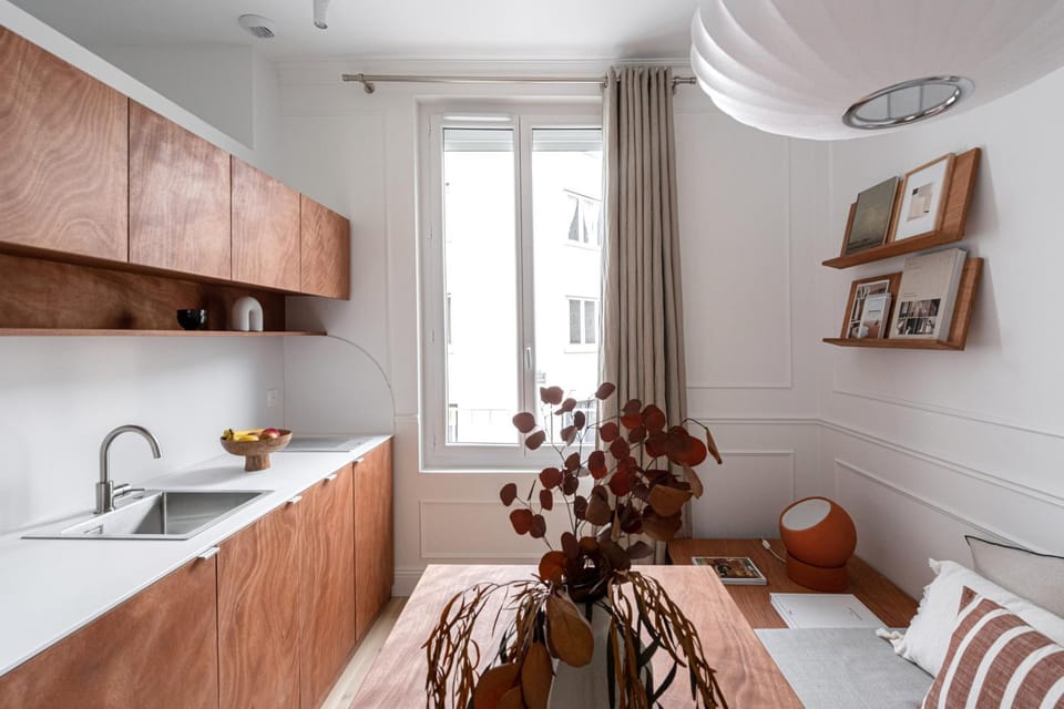 Kitchen or kitchenette