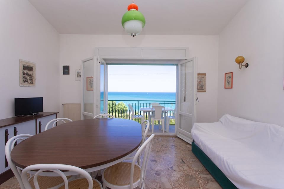 Trilocale vista mare a Numana Apartment in Marcelli