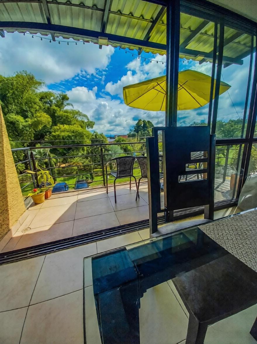 View (from property/room), Balcony/Terrace, Living room, Dining area