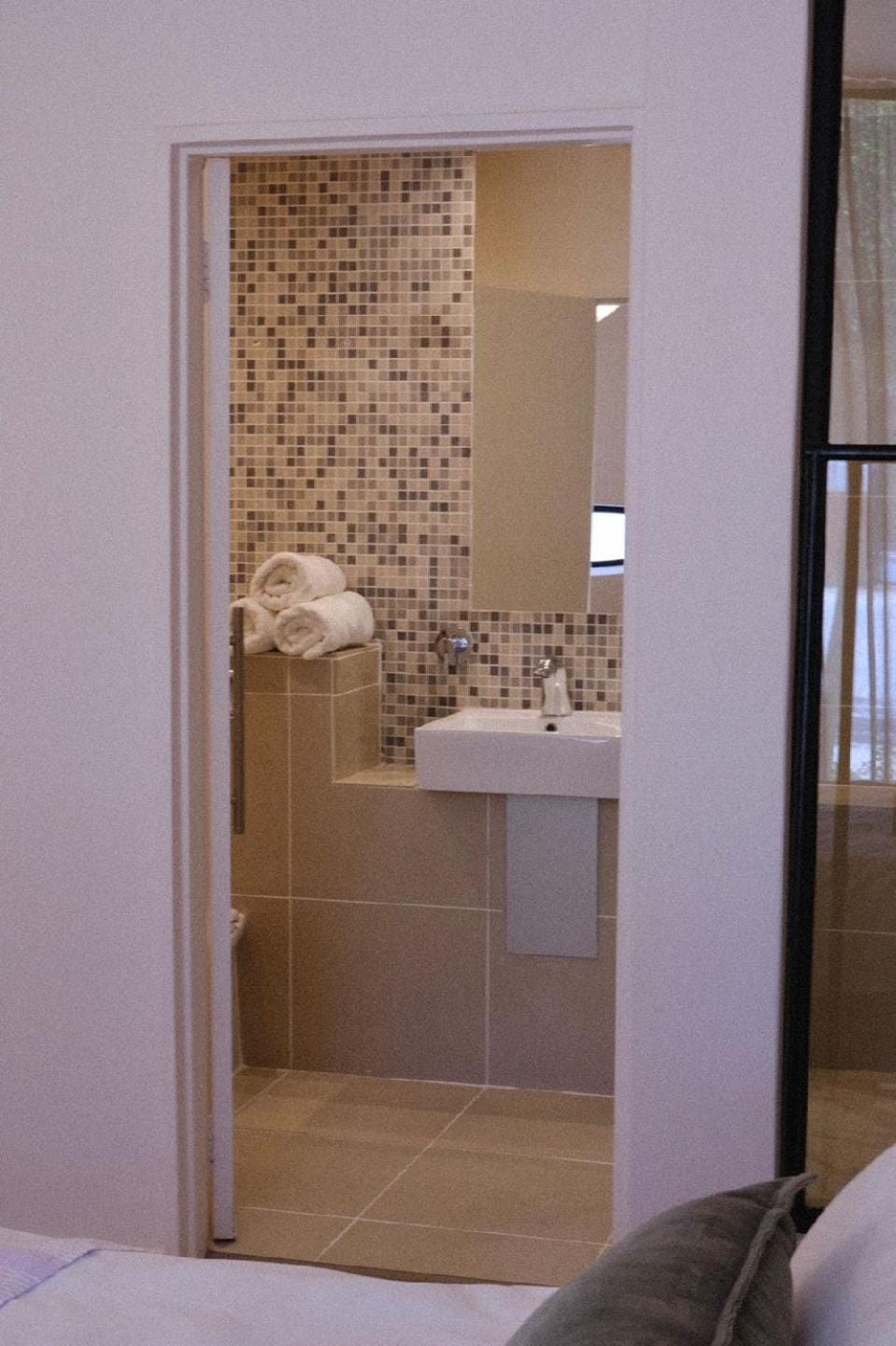 Bathroom, towels