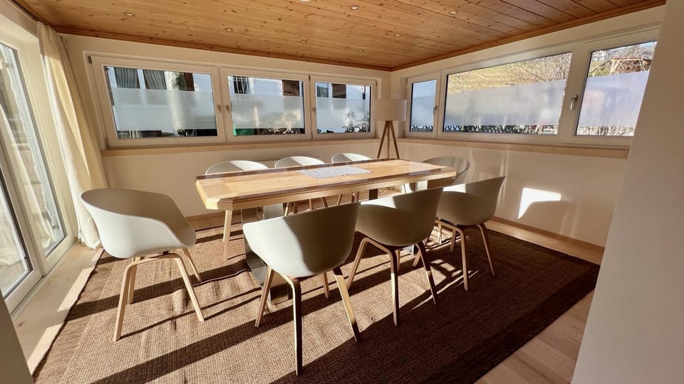 Dining area, Food, Food