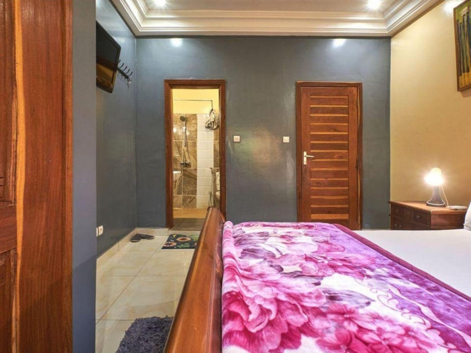 Bathroom, Photo of the whole room