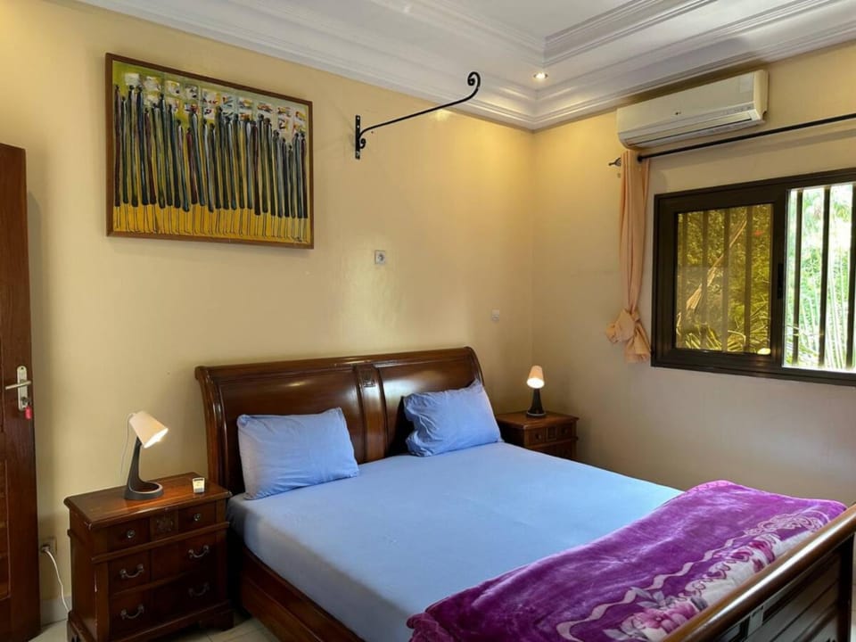 Bed, Photo of the whole room, wardrobe